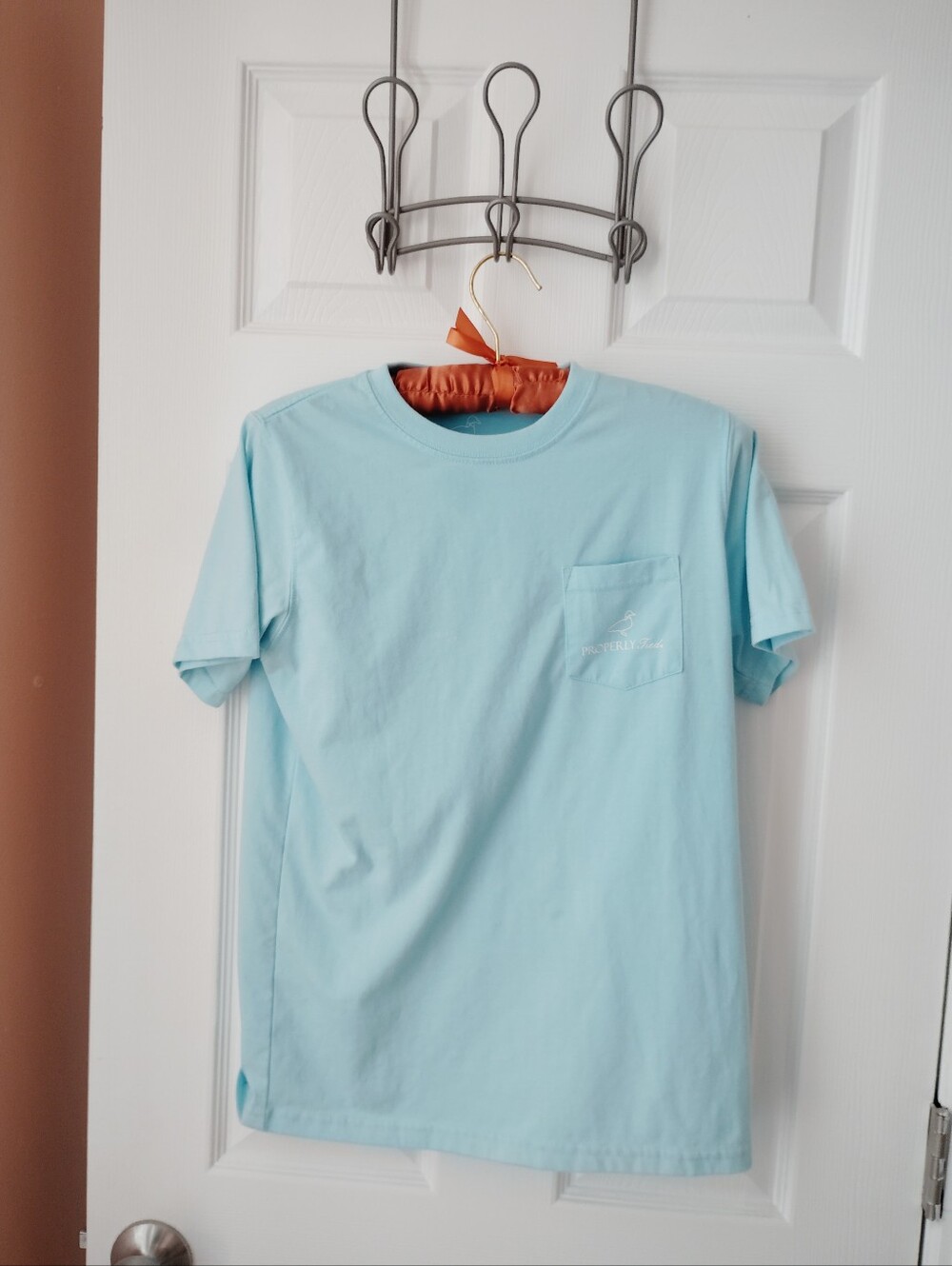 Properly Tied Fisherman Boat T Shirt Youth Large 14/16 Euc